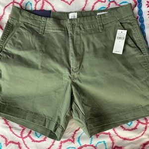 Women’s Green Cargo Shorts